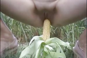 La India se masturba en el campo películas porno en la cárcel