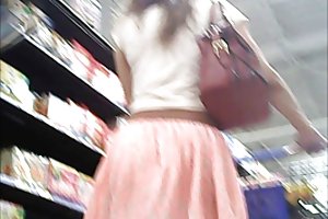 Upskirt vestido de color rosa bussy de compras porno rusas de las señoras de vídeo en línea