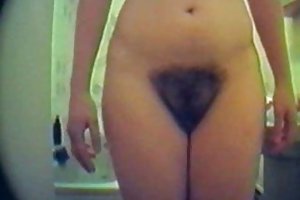 Coño peludo niña atrapada en hidden cam ver fotos porno caseras