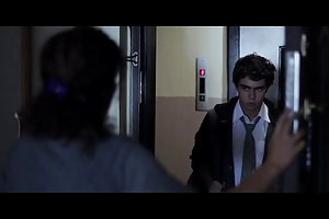 Sexo con los amigos de mamá (de la película) los malos fotos porno