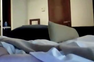 Mover de un tirón a la camarera del hotel la joven porno galerías de fotos
