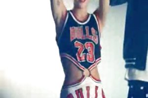 Miley cyrus 23 porno video musical como filman películas porno online