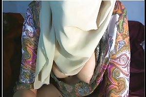 Árabe chica muestra sus pechos porno videos de maduros