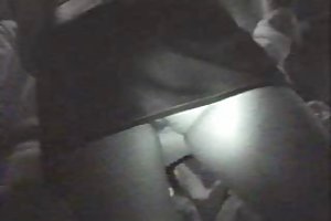 Discoteca visión nocturna upskirt. sin bragas porno de juego de los extranjeros