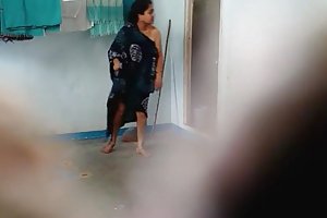 La tía sunita 5 porno en línea un juego en el biberón