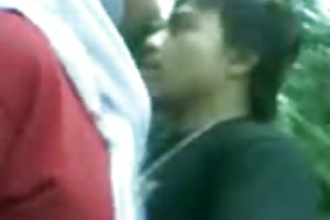 Malasia al aire libre porno en donde la mamá con el hijo