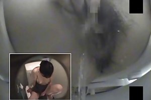 Baño cámara oculta masturbación más videos porno en línea