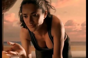 Salma hayek el porno ruso en el cuarto de baño