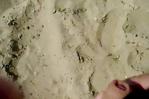 Espasmos en la playa con corridas. ruso porno madres s
