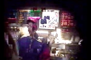 Mcdonald's chica con vibrador remoto porno en línea