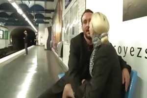 Alicia analfucked en el metro por william leer relatos porno de lesbianas