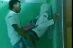 Mantener en la puta 2 porno sexo