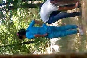 Los amantes en el parque uzbeko videos porno