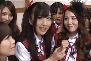 Japonés de todas las chicas de la banda (vestido) fotos porno de jan