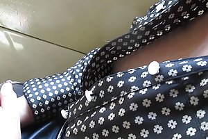 Tocar sus tetas en un tren fotos porno