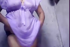 Lusy el papá de la hija de mirar porno rodillos