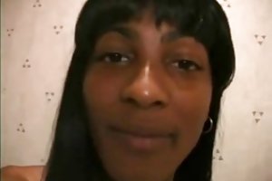 Bastante peludo negro adolescente follada en el inodoro baño porno en línea