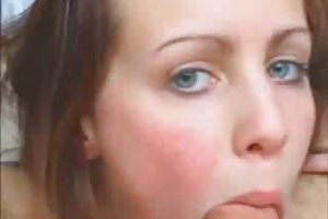 Los ojos azules mamada gig porno