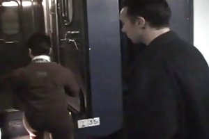 Sofía madura ins medias analfucked en un tren ver películas porno de 70 x