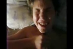 Masturbación con la mano - faciales que no le gustaba! películas porno online de los rusos