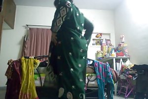 Desi bhabi hidden cam porno chica folla