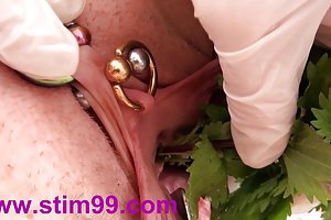Ortigas en peehole uretral inserción ortigas  películas porno de la casa en línea