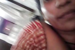 Caliente telugu randi tetas chupar y follar con sucios de audio rusa, en el día de nacimiento de porno