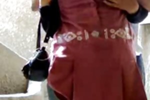 El hiyab mierda porno de la hermosa madre de un amigo