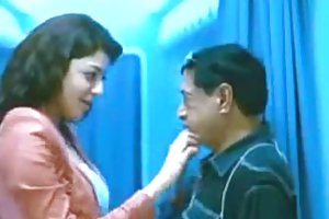Kajal agarwal hot kiss con el viejo hombre invisible clip eliminado gig porno rígido